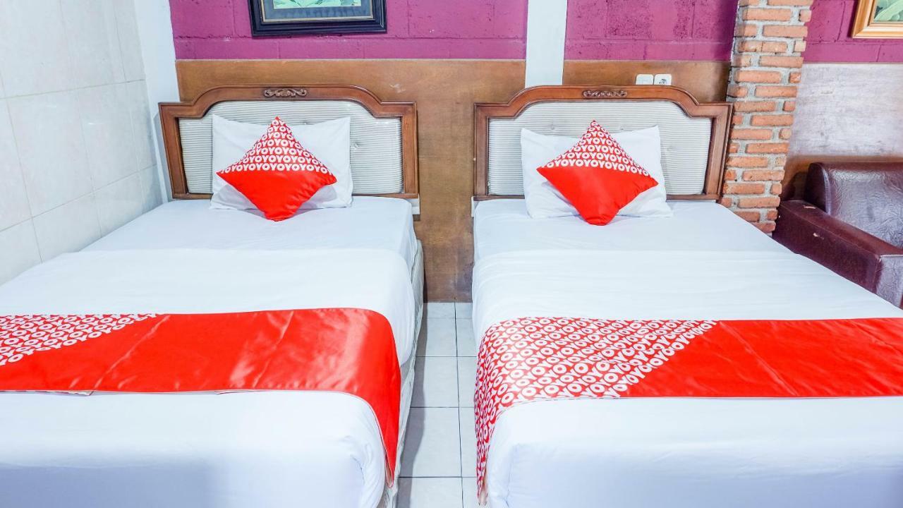 OYO 1488 Hotel Cemara Asri Lembang Exterior foto
